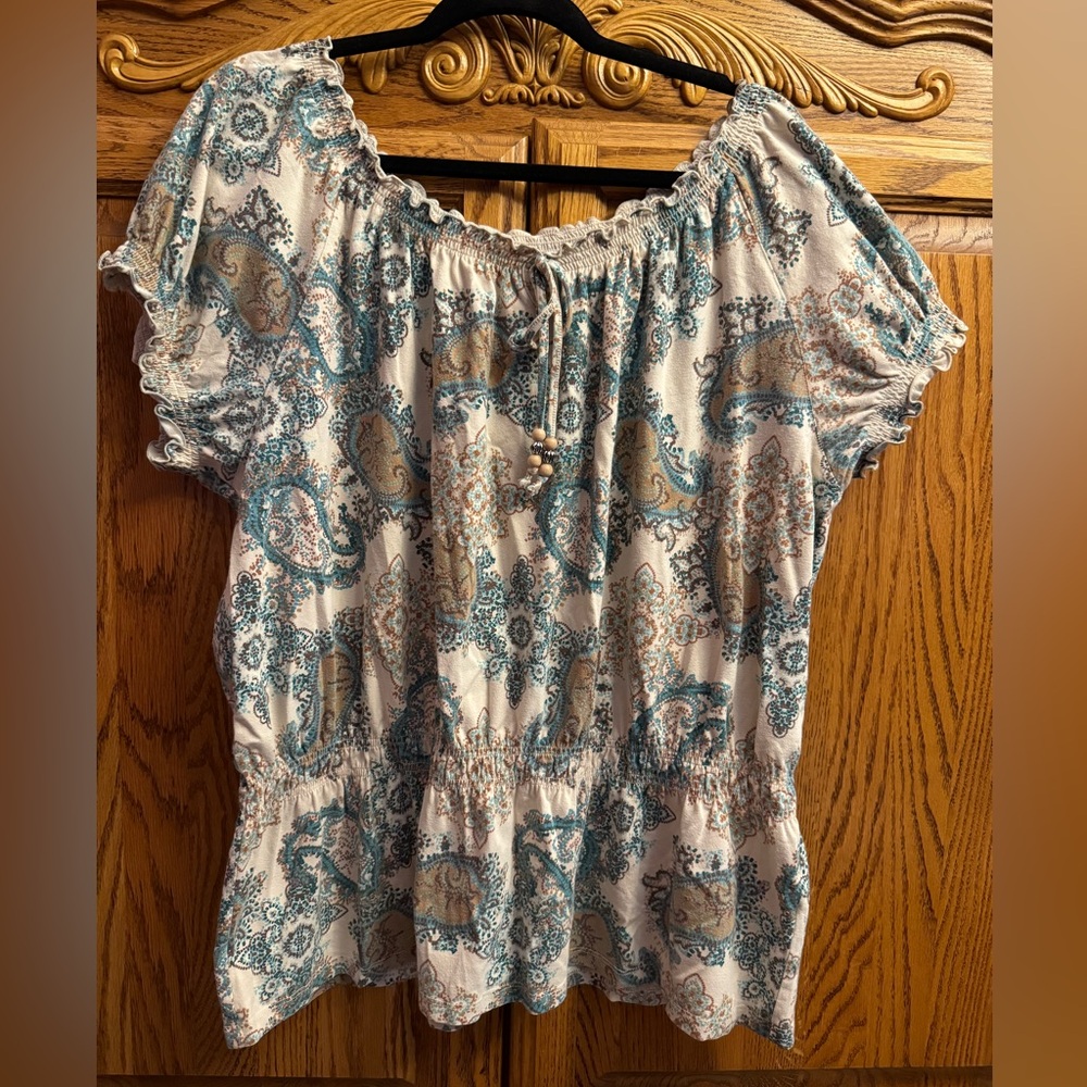 Woman’s 2X Croft & Barrow Paisley Top